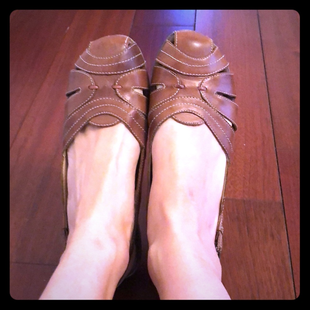 Leather comfortable sandals